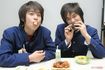 '03年放送のドラマ『ホットマン』撮影時のオフショット。まだ幼さが残る