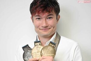 400メートル金メダル、200メートル銀メダル、4×400メートルリレーも金メダルで計3個のメダルを獲得した山田真樹選手