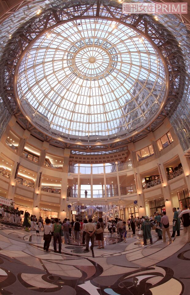 商店街の象徴のドーム