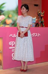 今夏は淡い色のお召し物をよく着用されていた佳子さま（8月23日）