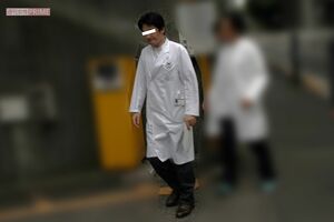 '12年に聖子と入籍した夫。当時は慶應義塾大学病院の准教授だった