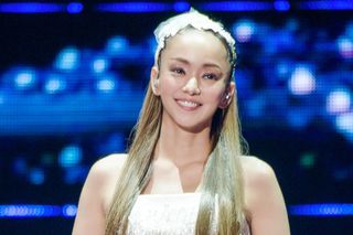 安室奈美恵、涙のファイナルツアー終了! 最高の笑顔で「バイバーイ!!」
