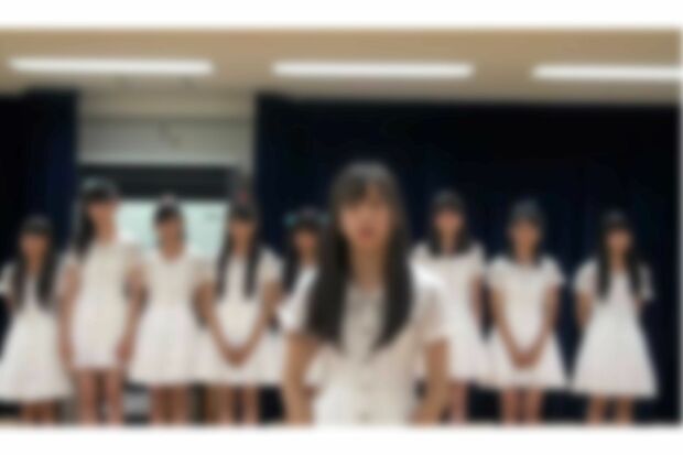 話題となった13年前の私立恵比寿中学の謝罪動画（『stardustdigital』のYouTubeチャンネルより）※画像は編集部で加工