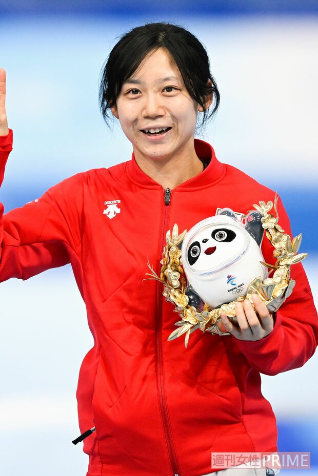 スキージャンプの小林は個人ノーマルヒルで24年ぶりに、スノーボードの平野、スピードスケートの高木は1000mでそれぞれ金メダルに輝いたのをはじめ冬季五輪最多18個のメダルを獲得した。大会マスコットキャラクターのビン・ドゥンドゥンが人気を集めた。