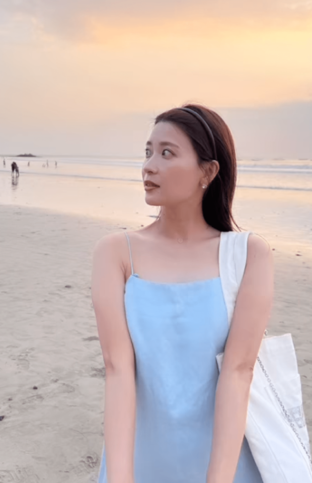 夏の思い出を投稿した郡司恭子アナ（公式インスタグラムより）