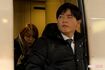 11月26日、名古屋駅の新幹線ホームに降り立った今井絵理子議員と橋本健氏(2023年)