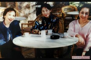 親友の岸田今日子さん、吉行和子さんと。3人での旅行で飛行機嫌いを克服した冨士眞奈美さん