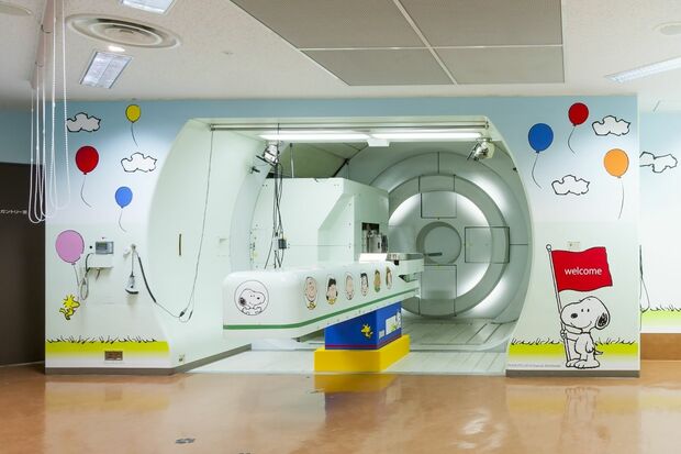 筑波大学附属病院内の陽子線治療装置