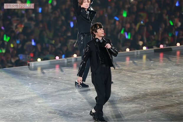 『カウコン2019-2020』に出演した嵐