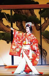 氷川きよし　　写真提供／明治座　撮影／岩村美佳