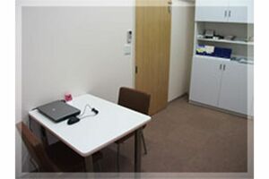 牛見容疑者が被害女性にわいせつ行為を行ったとみられる診察室