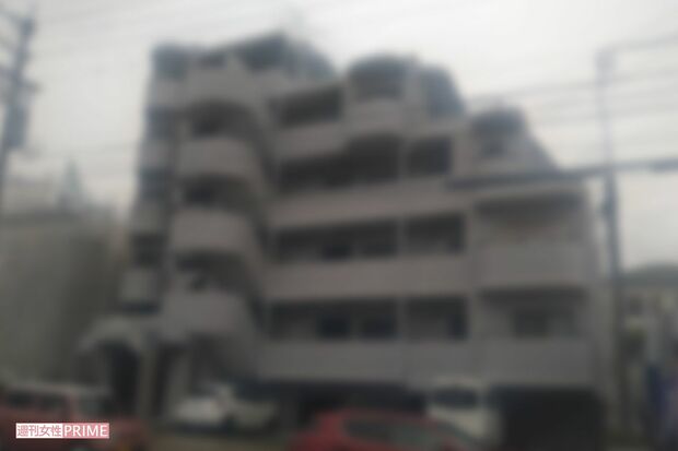 事件現場となったマンション。半沢彩容疑者と交際相手は別々の部屋に住んでいた