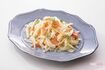新玉ねぎとスモークサーモンのマリネ 撮影/廣瀬靖士