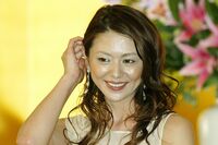 小泉今日子、華麗な男性遍歴からひもとく「元祖“匂わせ女”」の尽くしすぎな一面