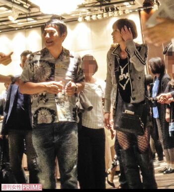 ピエール瀧と親子役を演じた秋野暢子だが、まるで夫婦のよう