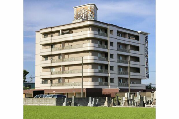 女性の遺体が見つかったホテル、石川県白山市平松町　写真／共同通信社