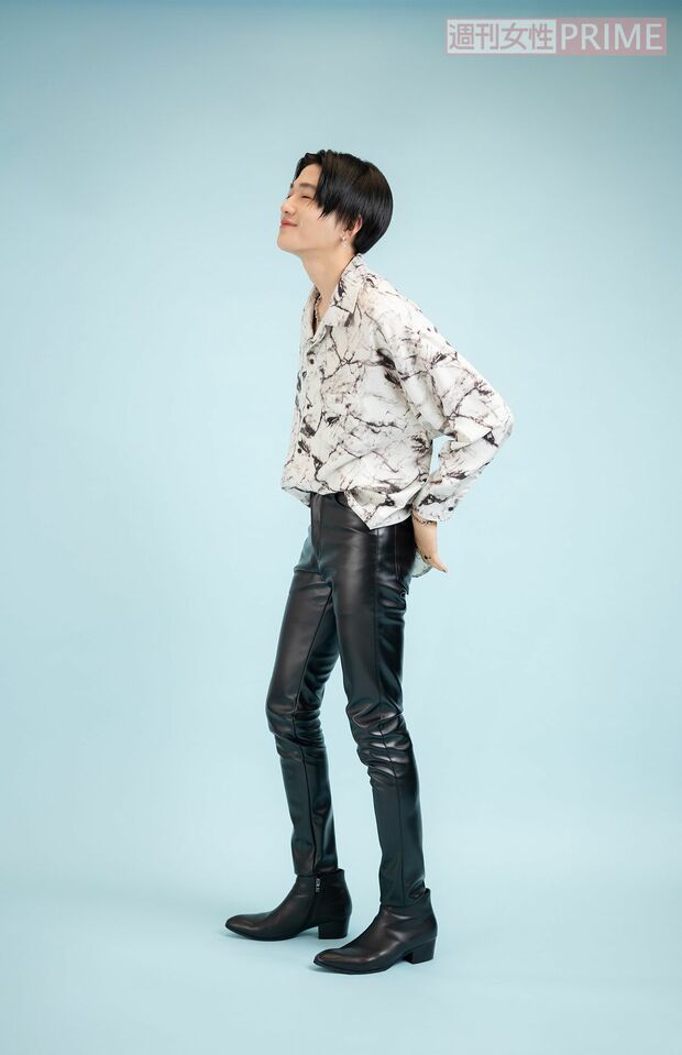 八木勇征　カメラマン／齋藤周造　ヘアメイク／塚原ひろの　 スタイリング／藤山晃子