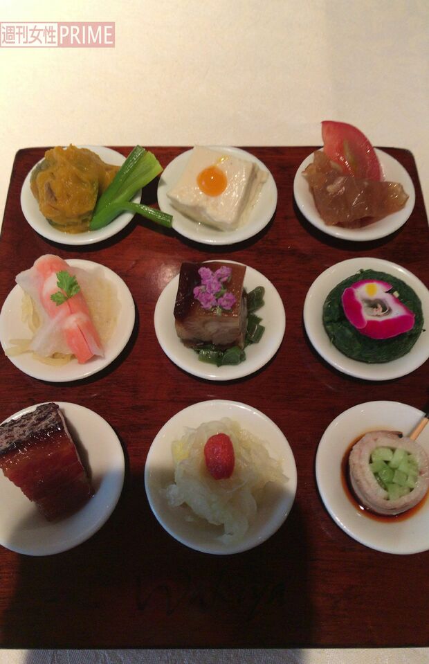 『W』の前菜アラカルト・メインのフカヒレのほか、中国茶も