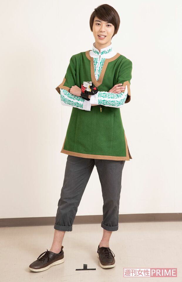 リュウソウグリーン／トワ役　小原唯和