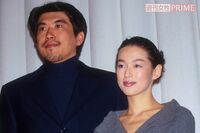 鈴木保奈美が離婚、仕事減の石橋貴明とパワーバランスが逆転したことで“三行半”か