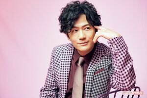 稲垣吾郎　撮影／廣瀬靖士、ヘアメイク／金田順子（June）、スタイリスト／細見佳代（ZENcreative）、衣装協力／ボス