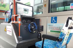 こども運転席(高槻市営バス公式サイトより)