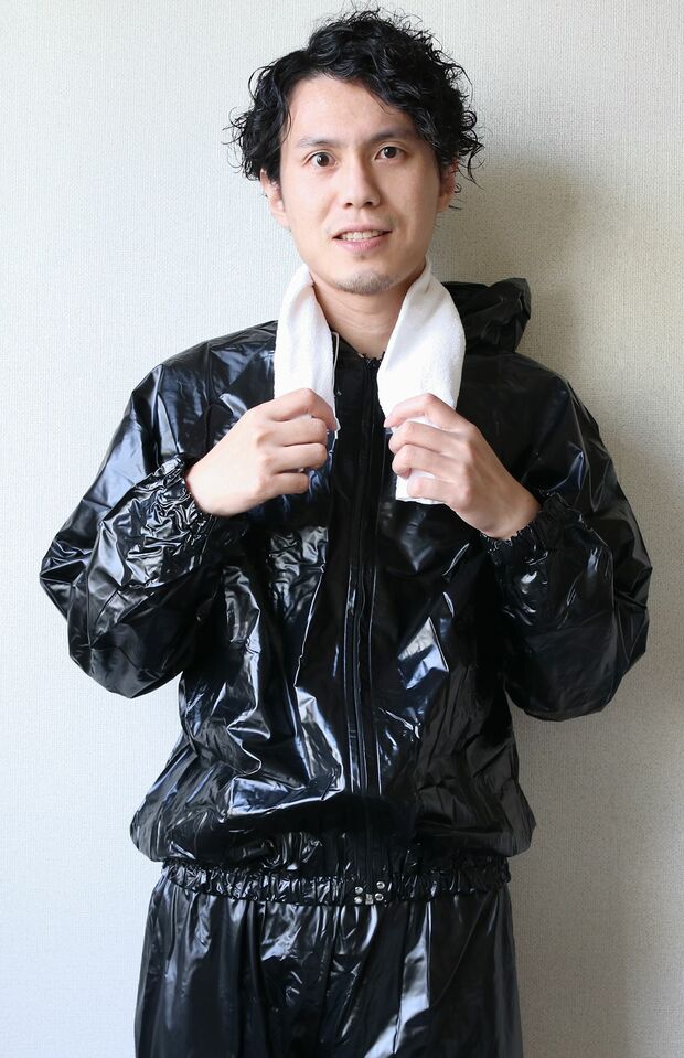 ボクサーや格闘家が減量時にも使用『サウナスーツ』