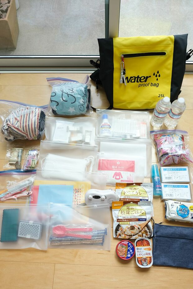 ドライバッグは防水なので雨の中、避難することになっても、中身が濡れることはない