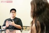 橋本マナミと対談する澤井直人　撮影/北村史成
