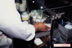 日本で初めて、「かあさん牛の名前入り」ヨーグルトを販売。磯沼さんの牛1頭1頭と向き合う姿勢と牛への敬意が込められている(撮影/齋藤周造)