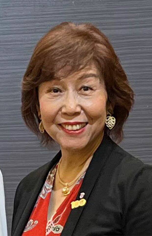 上村眞智子さん●キャリアデザイン工房（有）オフィスUEMURA代表、（社）生涯キャリアデザイン研究所理事。キャリアカウンセリングをはじめ、キャリア教育セミナー、行政機関・事業団体の就職支援セミナーなど幅広く活動。