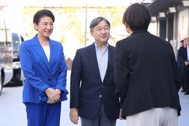 雅子さまの胸元にはパールのネックレス