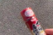「七味万引きしてみた」コンビニでの“万引き自慢”動画をX投稿、犯人の特定進む中で思い出される、商品にイタズラして逮捕された“つまようじ少年”の末路