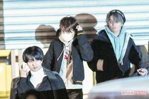 （左から）中島健人、佐藤勝利、菊池風磨