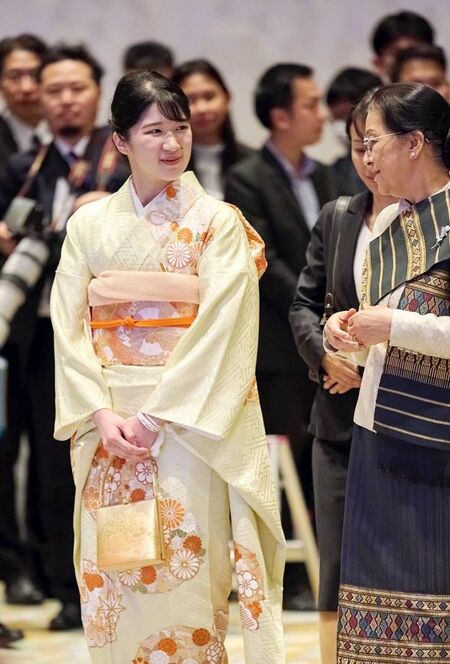 2025年11月、初の海外公務で訪れたラオスでの晩さん会（宮内庁インスタグラムより）