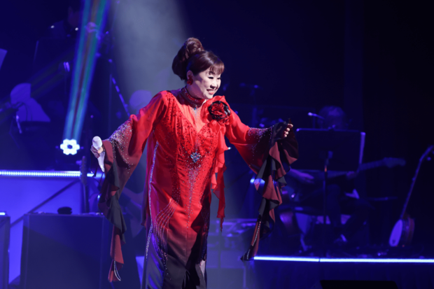 ポップス、ロックなどもステージで歌う天童には“演歌歌手”というカテゴリーは狭すぎる