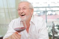 自宅に泊まりに来た『モルガン銀行』の元上司が、秘蔵ワインを勝手に飲んだ理由