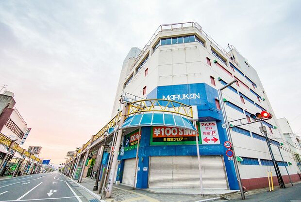 小友さんたちは、マルカンビルを中心に街の活性化を目指している