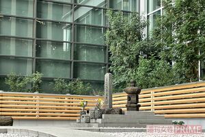 大手町にある平将門の首塚