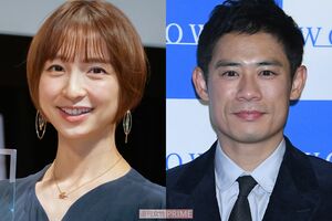 （左から）篠田麻里子、伊藤淳史