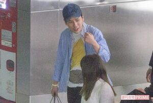 『ブラックペアン』打ち上げの2次会会場から出てきたニノ