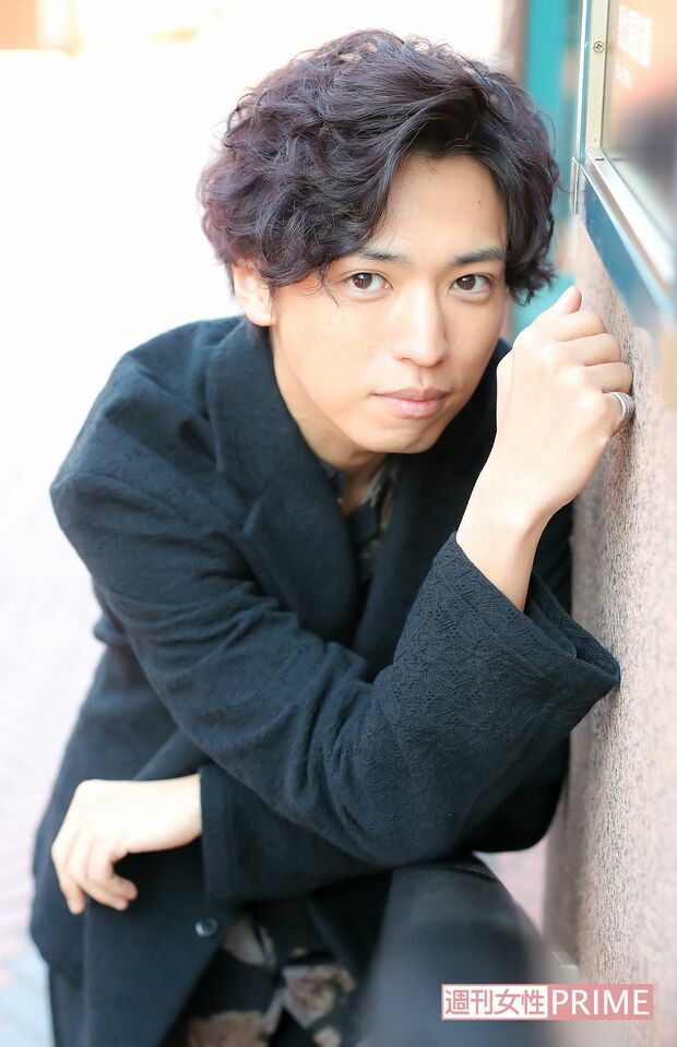 桐山漣　撮影／佐藤靖彦