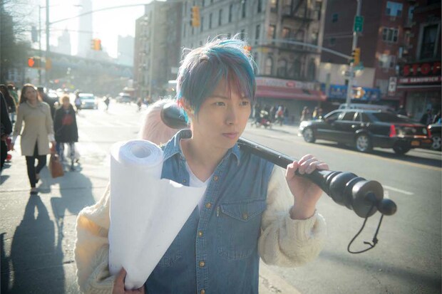 ニューヨークでパフォーマンスをして自身の感性を磨いていった　(c)MAGOCREATION