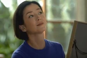 9月4日から始まった『ポッキー』のCMが流れると、ほくろのことが話題に（CMより）