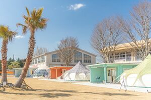 廃校をリノベした可愛すぎるグランピング『TACO GLAMP THE MEXICO』