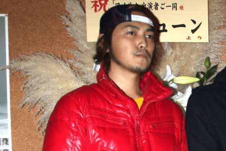 2010年、加治将樹が所属していたD-BOYSのメンバー。左から加治将樹、鈴木裕樹、柳下大、荒木宏文、山田悠介