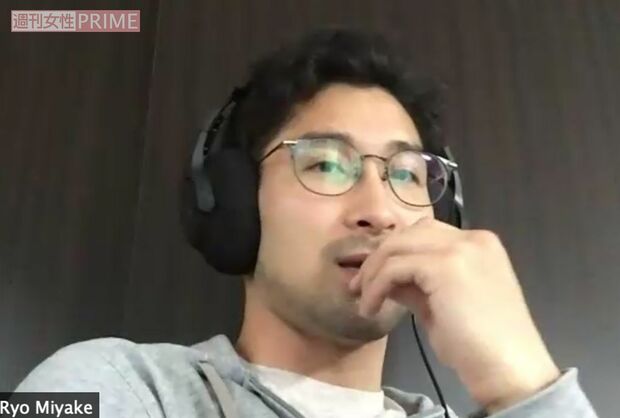 オンライン取材に応じる三宅諒選手