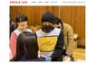 『SmileUp!Project』の一環として、能登半島地震の避難先を訪れた木村拓哉。笑顔で被災者と触れ合った(SMILE-UP.公式HPより)