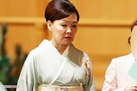安倍晋三元首相の妻・安倍昭恵さんが相川七瀬と傷心の京都旅で『瑠璃光院』へ、“もみじを見る会”でみせた…