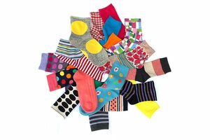 まずは手ごろな値段のカラフルな靴下を（写真／提供・角野栄子オフィス、撮影／馬場わかな）